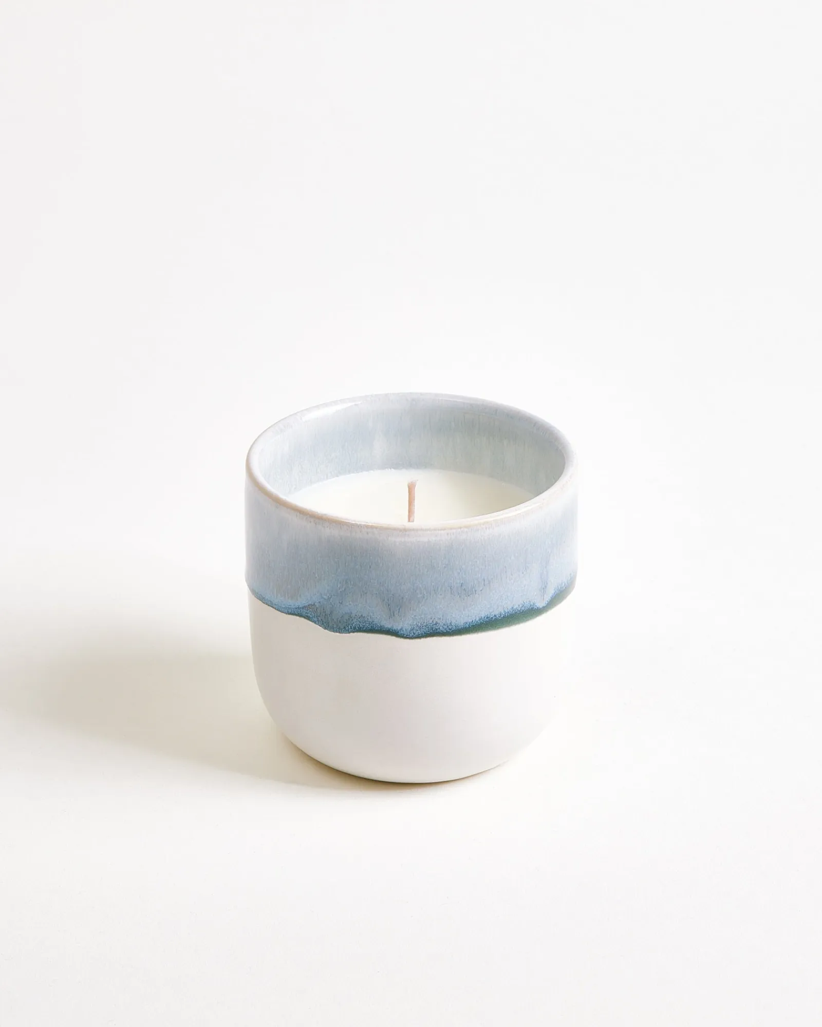 Hot Coimbra - scented candle “Sweet Dreams” gray-blue Duftkerzen|Bestseller